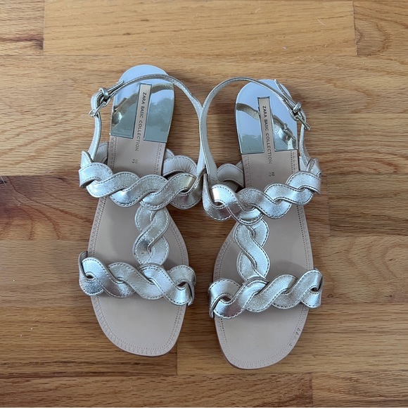 Zara gold sandals. Size 38 - Picture 1 of 8